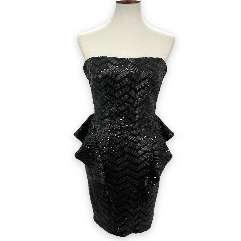 Bebe Women's Black Chevron Sequin Strapless Peplum Bodycon Dress Size Small